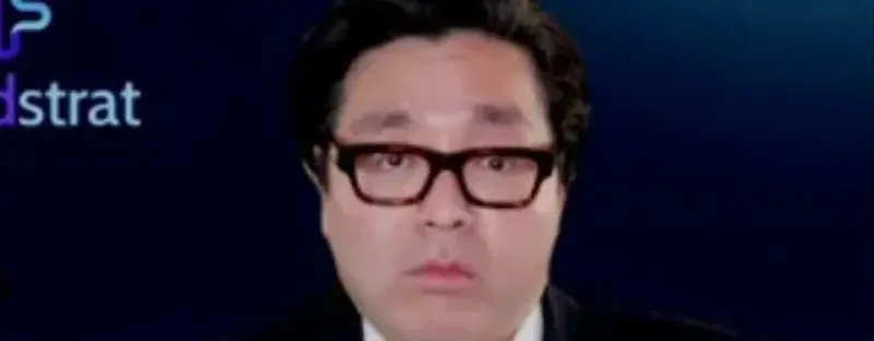 ⚠️✴️ Fundstrat forecast warns of a major crypto correction in early 2026